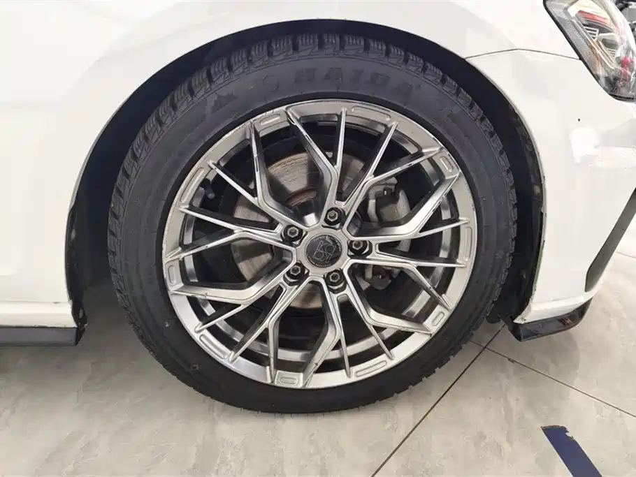 Volkswagen Golf 2019 280TSI DSG R-Line China VI фото 6
