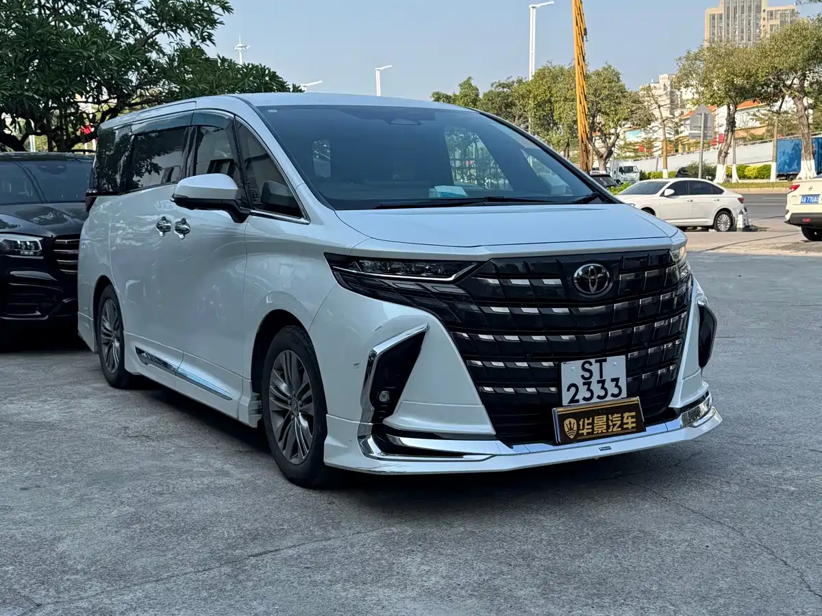 Toyota Alphard 2025 Hybrid 2.5L Prestige Gold Edition фото 5