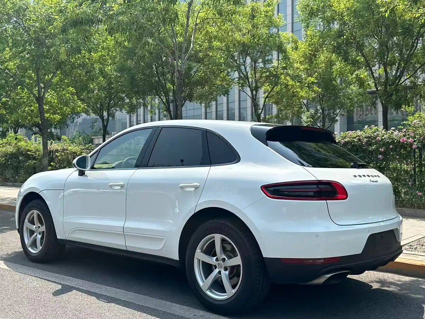 Porsche Macan 2017 Macan 2.0T фото 5
