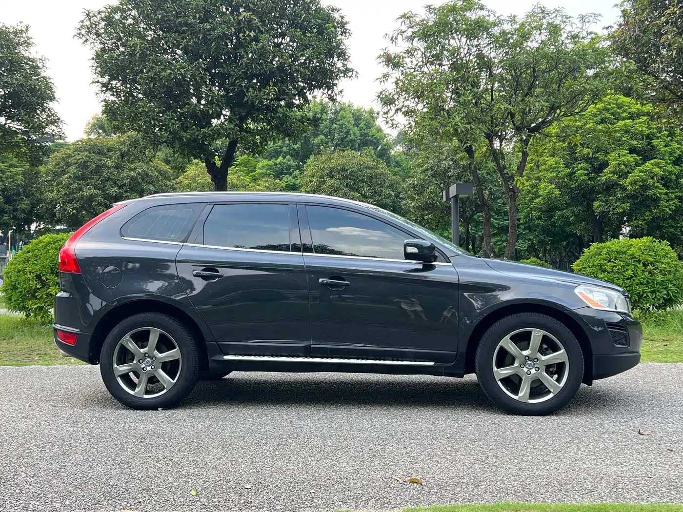 Volvo XC60 (Import) 2012 2013 T6 AWD Comfort Edition