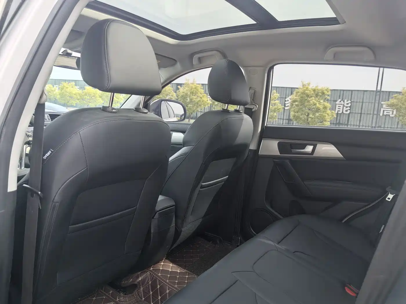 Haval H2 2018 Creation Edition Red Label 1.5T Manual 2WD Style фото 9