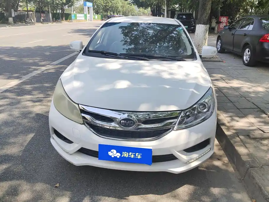 BYD Surui 2015 2015 1.5L Manual Comfort Model