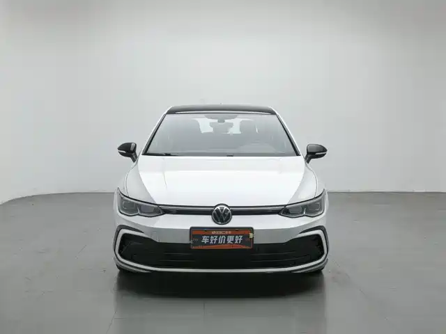 Volkswagen Golf 2023 280TSI DSG R-Line Lite — фото 3