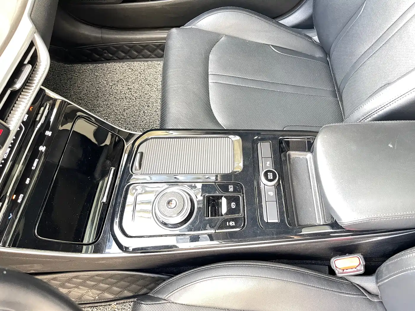Kia K5 2020 270T CVVD Luxury Tech Version фото 19