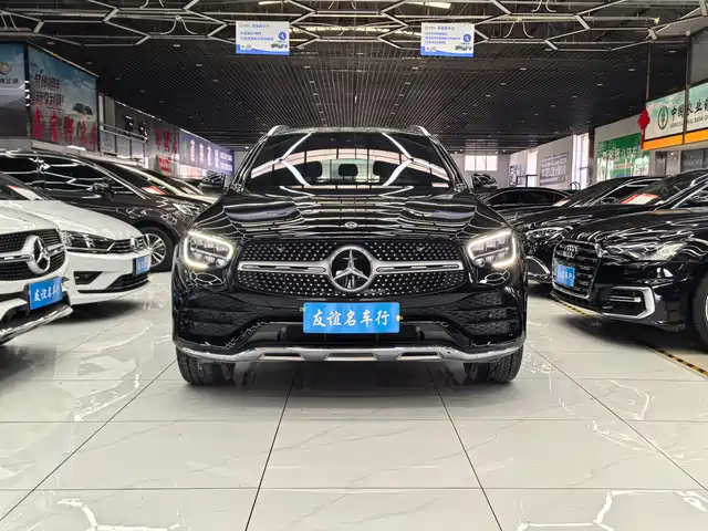 MERCEDES-BENZ GLC