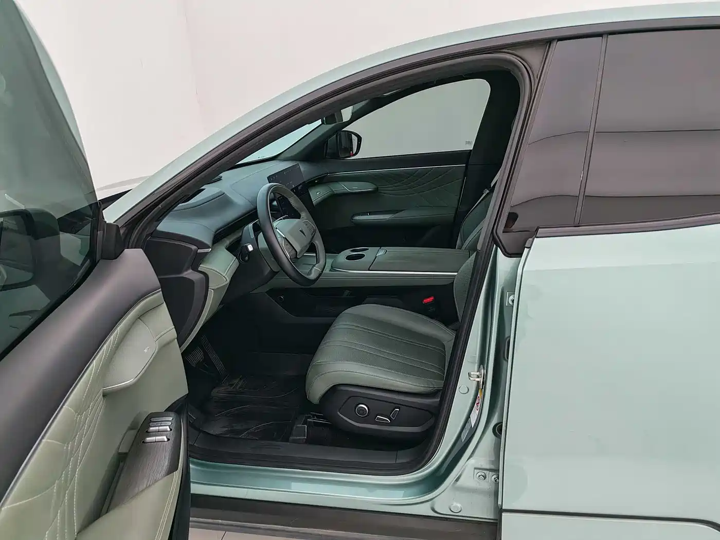Deepal S07 2024 2024 215Max Range Extender