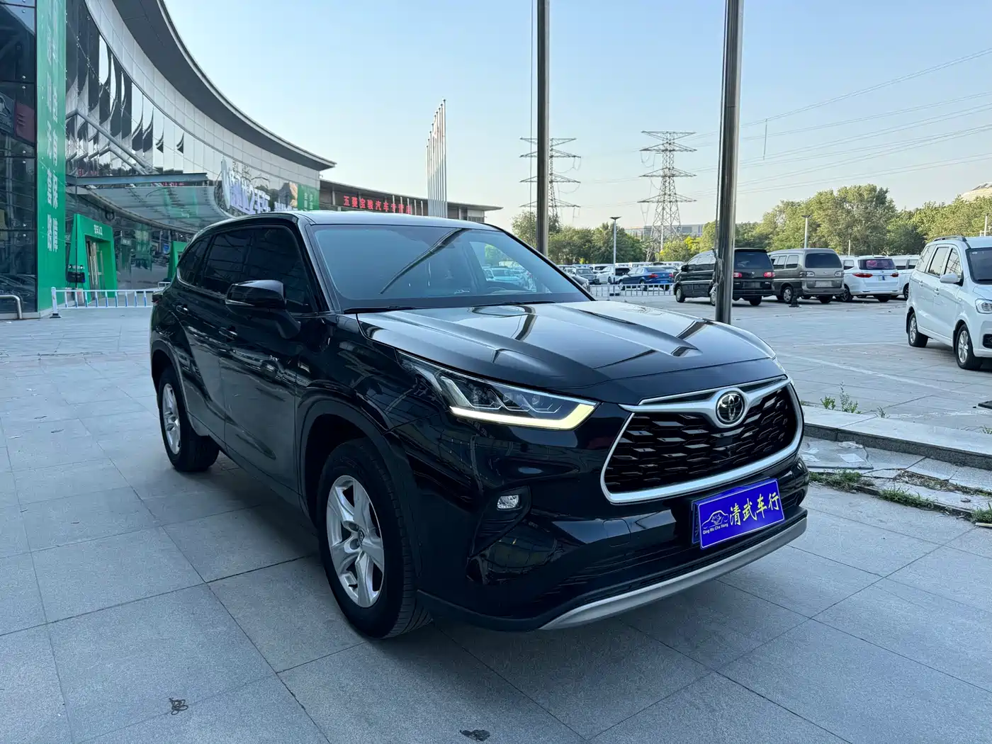 Toyota Highlander 2024 2.5L Smart Hybrid 2WD Elite 5-seater фото 3