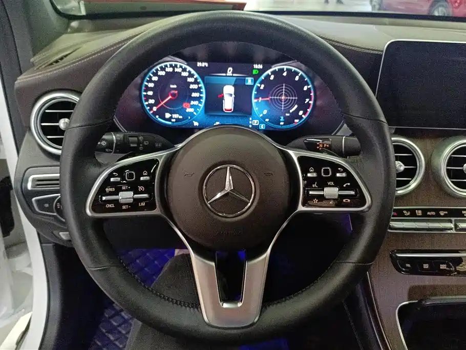 Mercedes-Benz GLC 2021 GLC 300 L 4MATIC Sporty фото 15