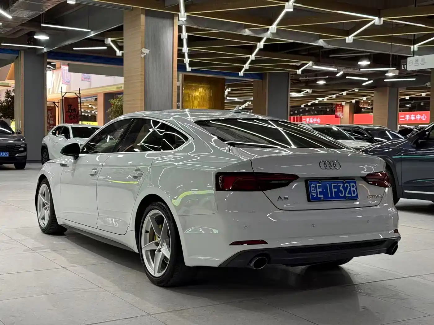 Audi A5 (Import) 2017 Sportback 40 TFSI Fashion фото 3