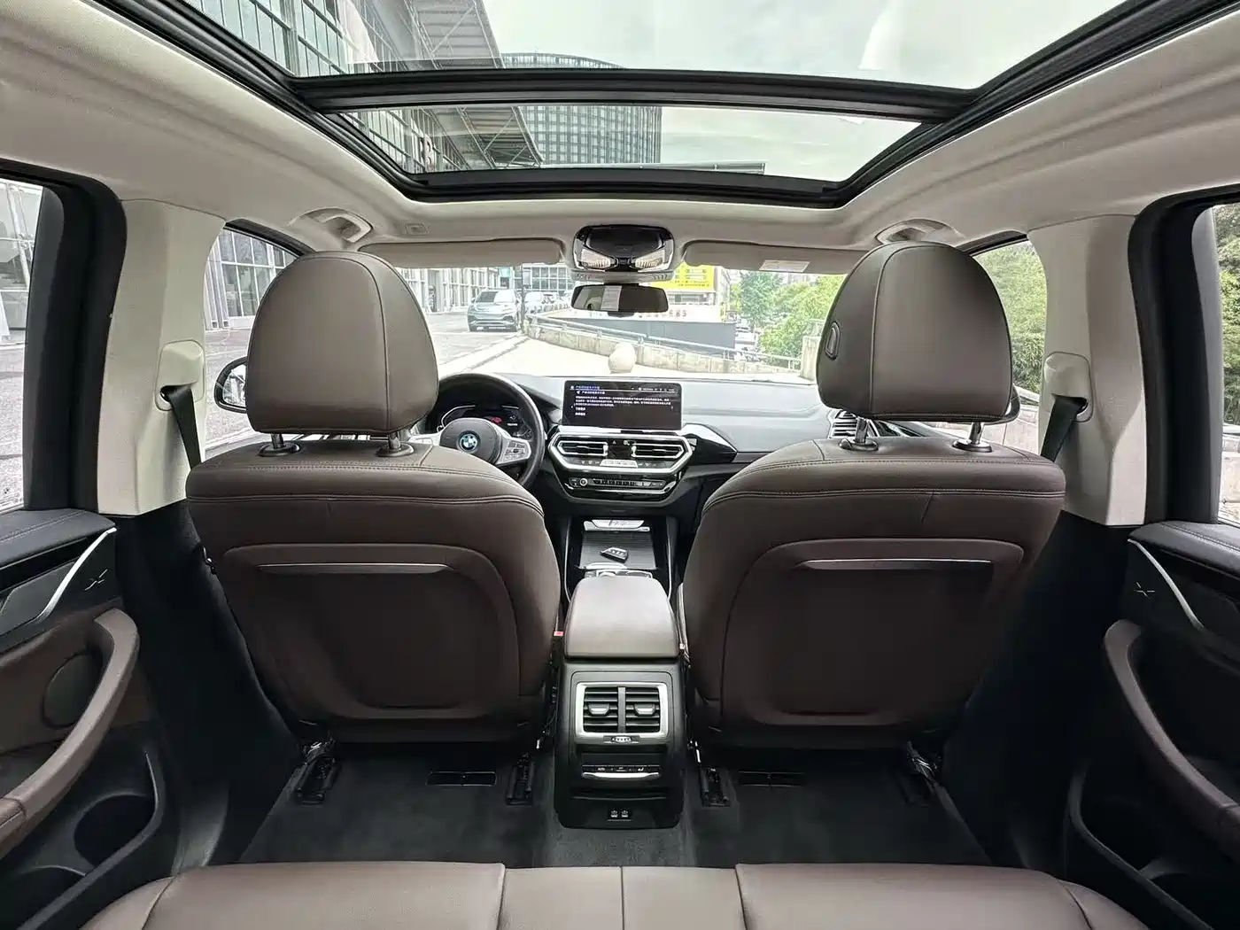 BMW iX3 2023 Leading Type фото 11