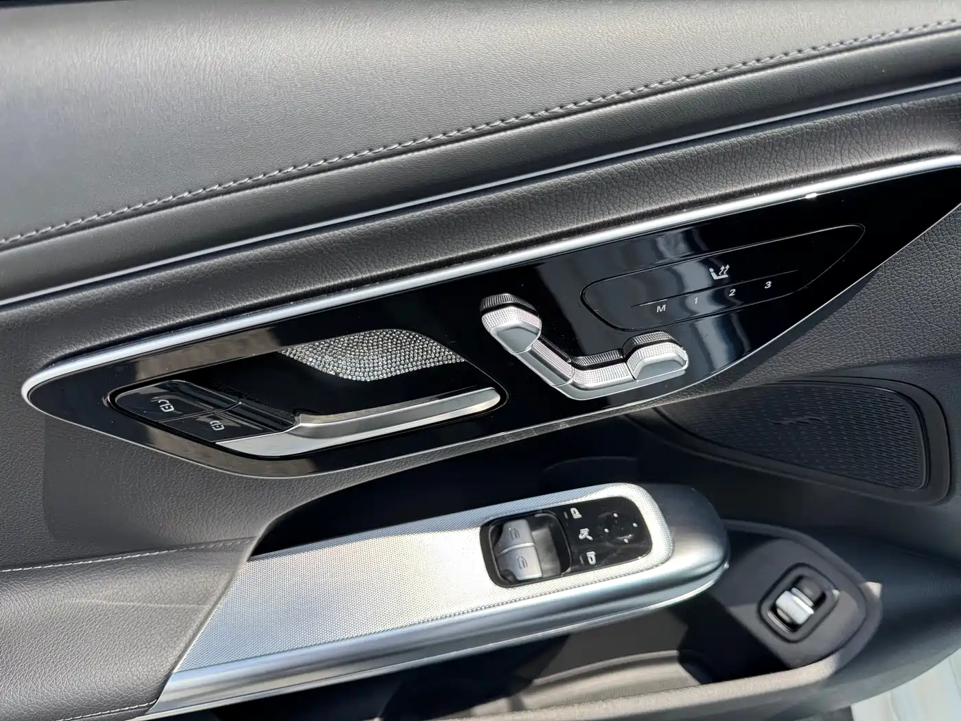 Mercedes-Benz CLE 2024 CLE 260 Coupe фото 13