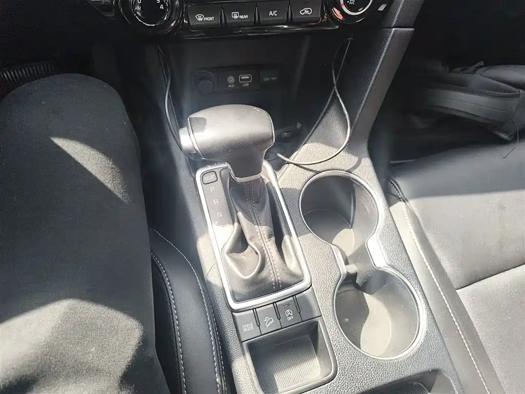 Kia KX5 2016 Model 2.0L Automatic 2WD GLS фото 8