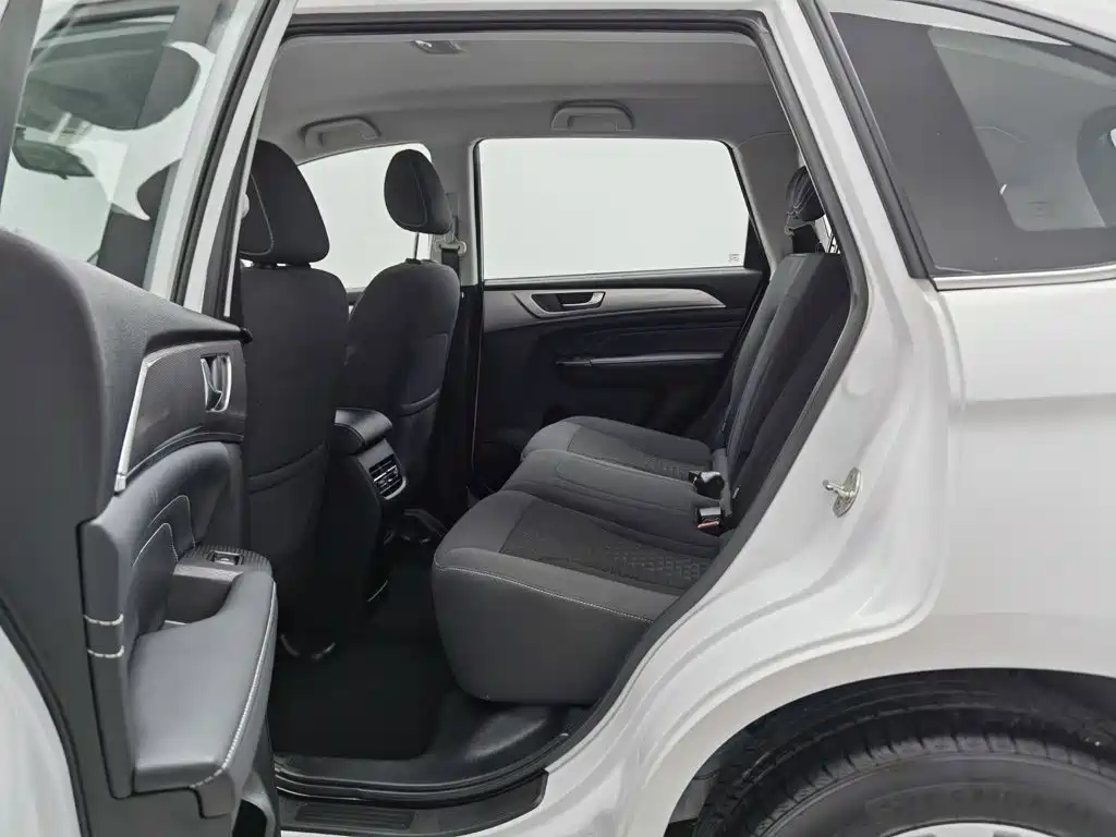 Фото 15 - Haval M6