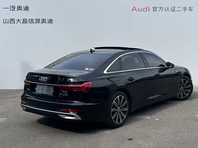 Audi A6L 2023 45 TFSI Premium Selection Dynamic — фото 3