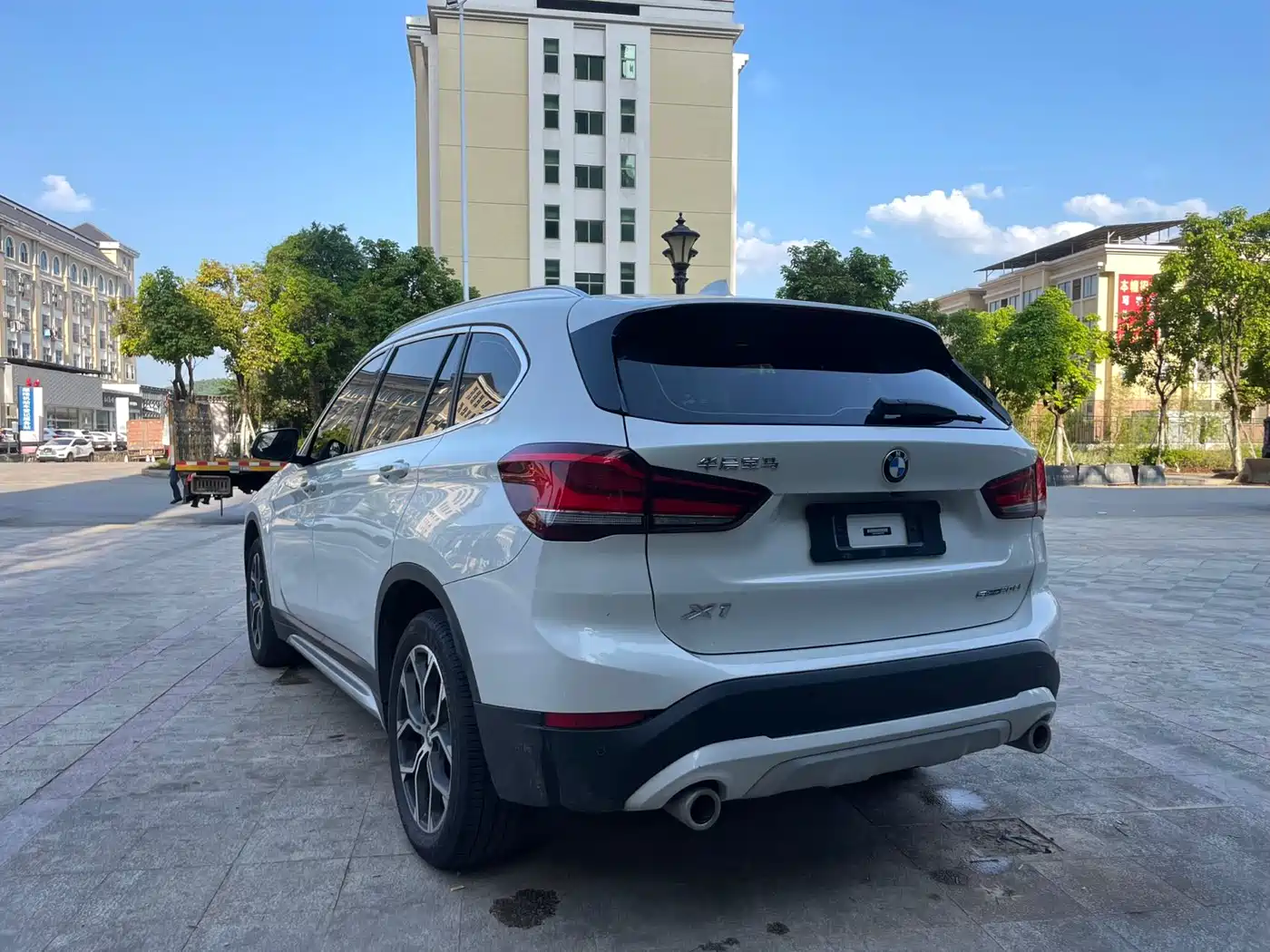 BMW X1 2022 sDrive20Li Premium фото 8