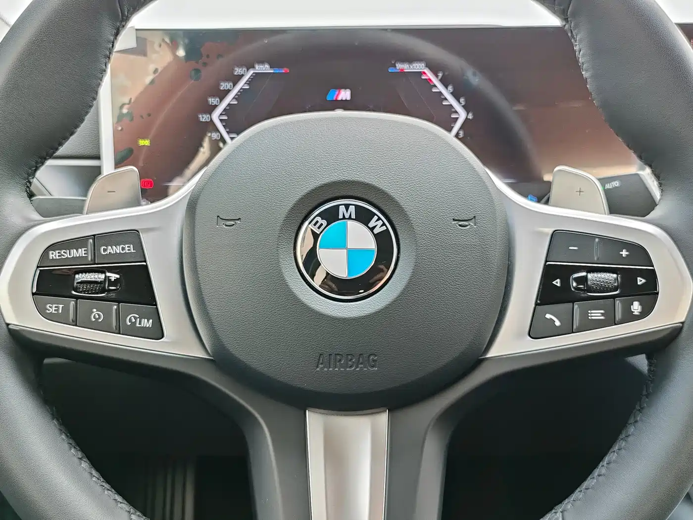 BMW 3 Series 2024 325i M Sport Package фото 15