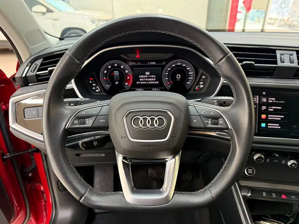 Audi Q3 2023 35 TFSI Fashion Dynamic (1.4T) фото 11
