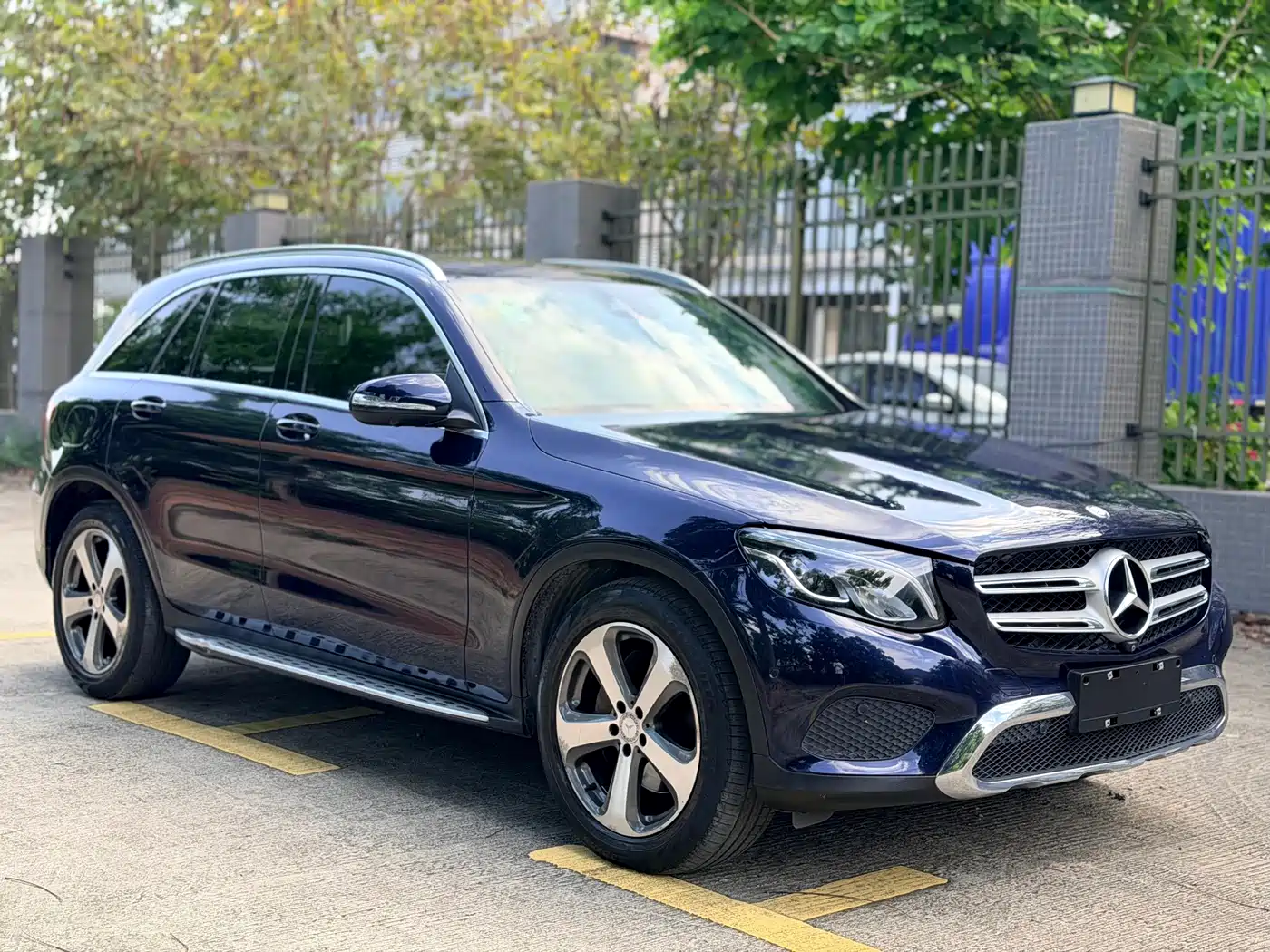 Mercedes-Benz GLC 2016 GLC 260 4MATIC Luxury