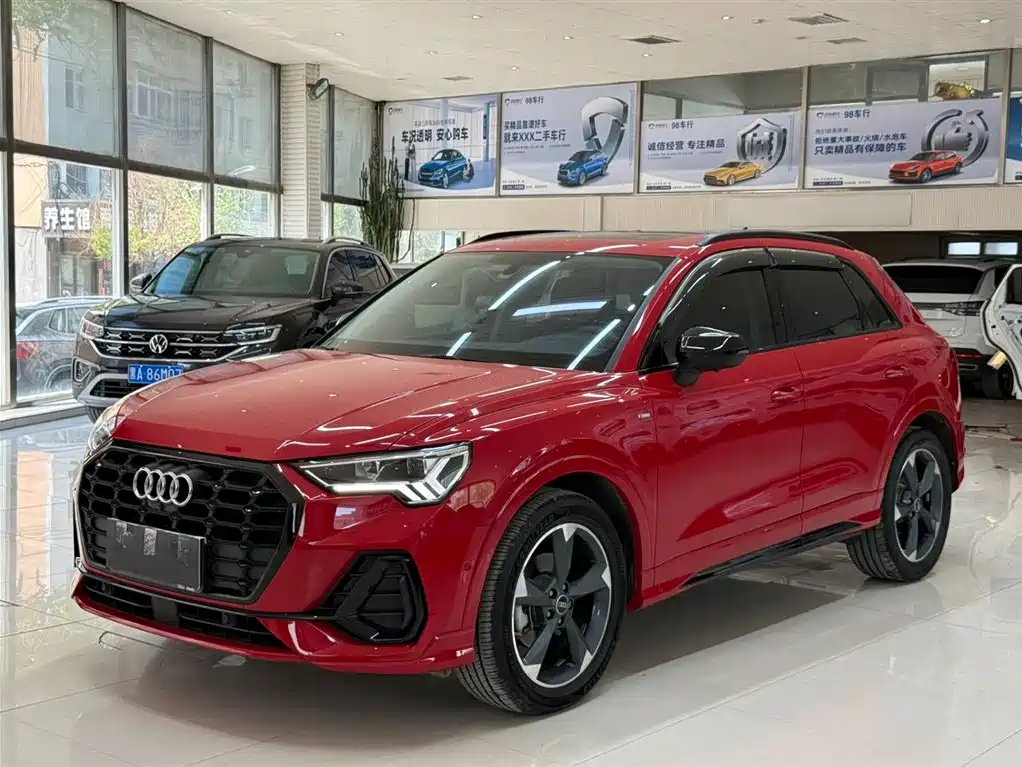 Audi Q3 2023 35 TFSI Fashion Dynamic (1.4T)