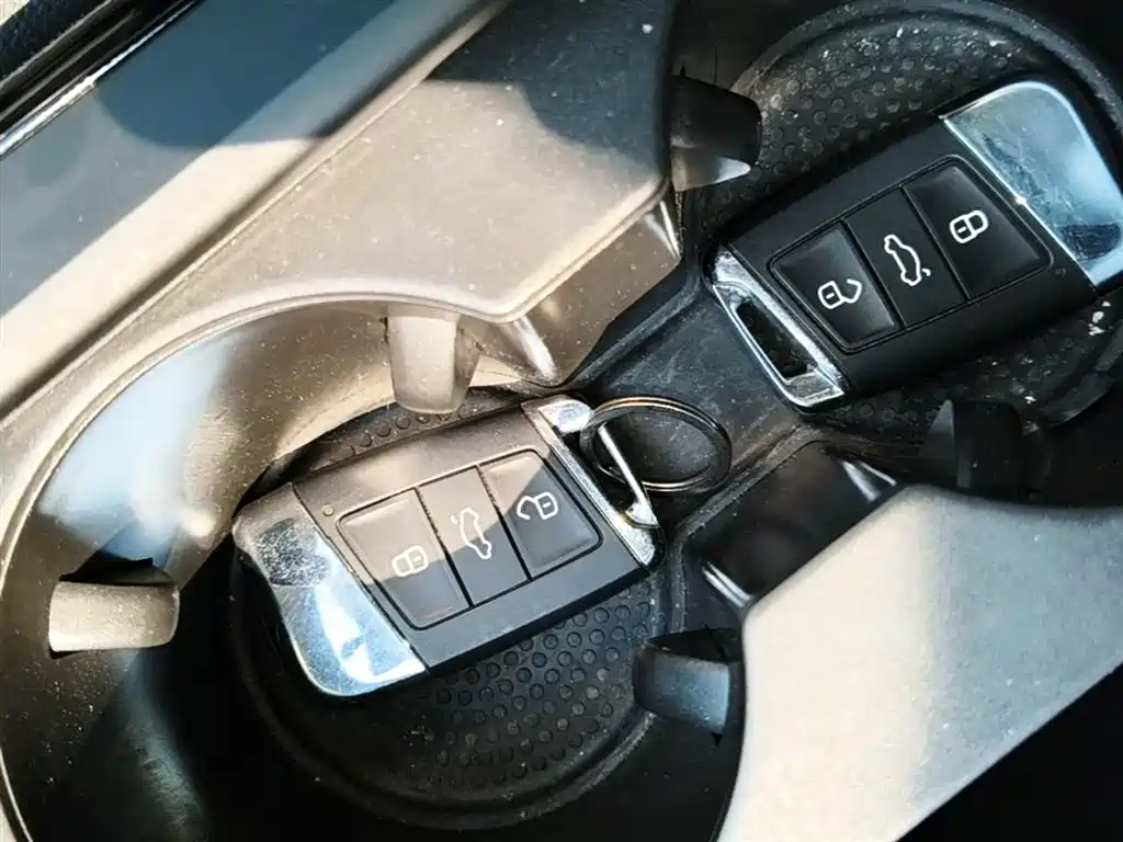 Volkswagen Passat 2024 280TSI Business Edition фото 9