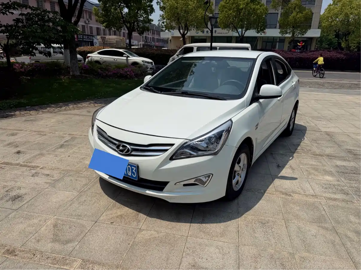 Hyundai Verna 2014 1.4L Automatic Smart GLS