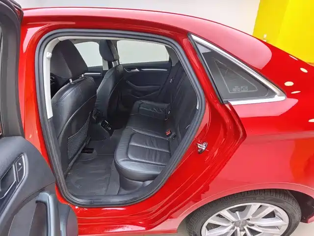 Audi A3 2016 Limousine 35 TFSI Style фото 9