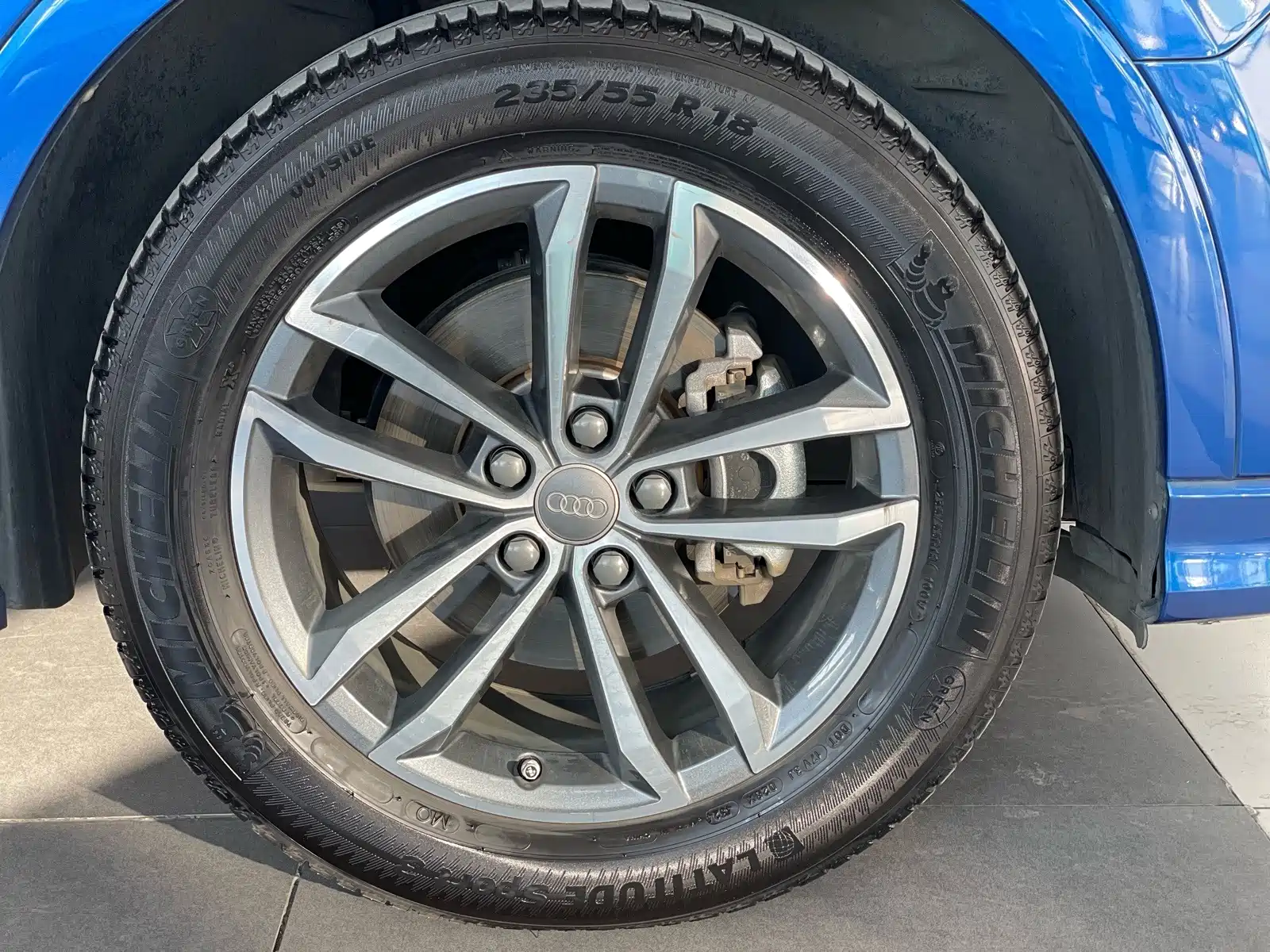 Фото 16 - Audi Q3
