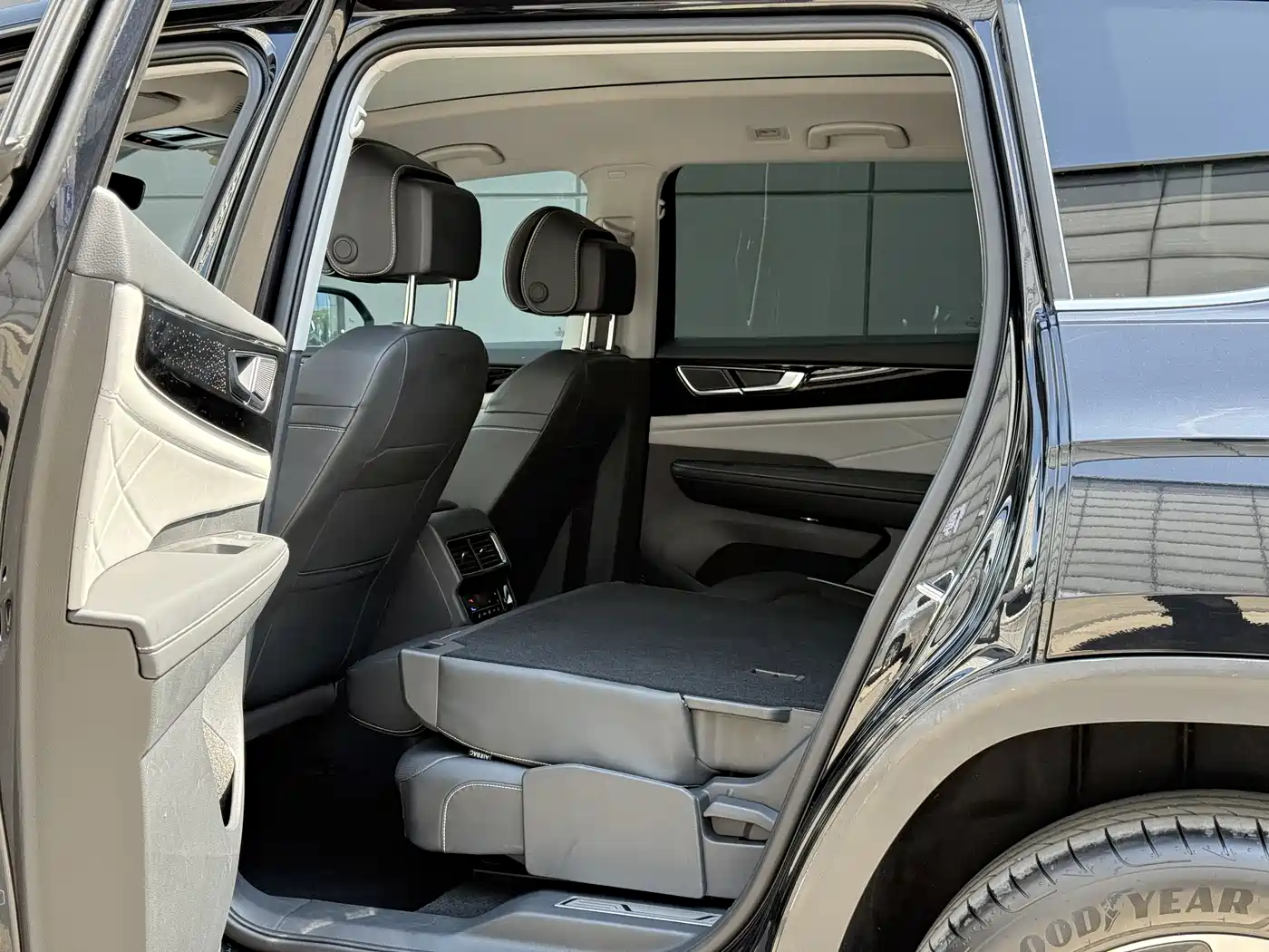 Volkswagen Teramont 2024 380TSI 4WD Prestige Luxury Edition фото 45