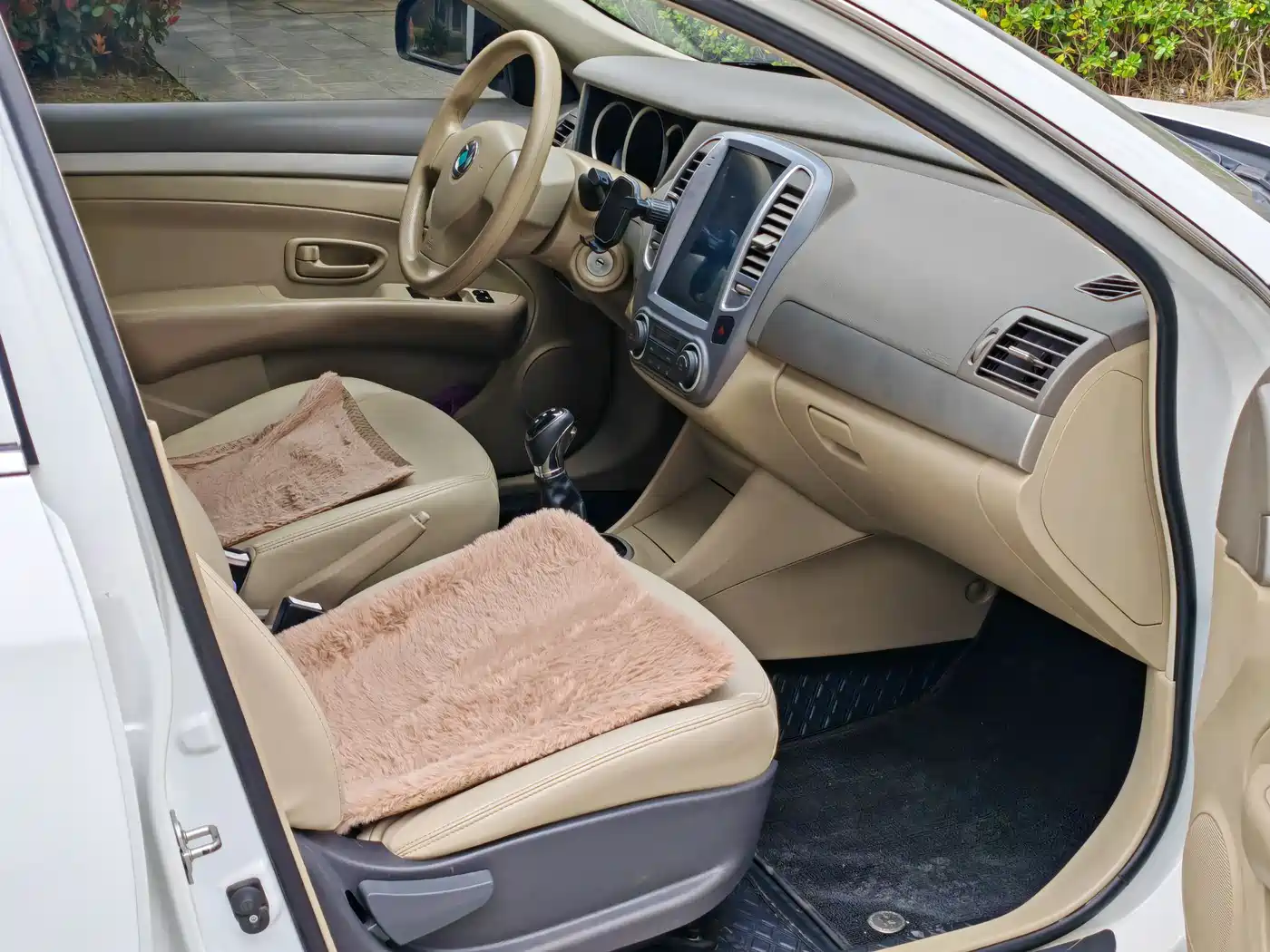 DONGFENG JUNFENG E11K