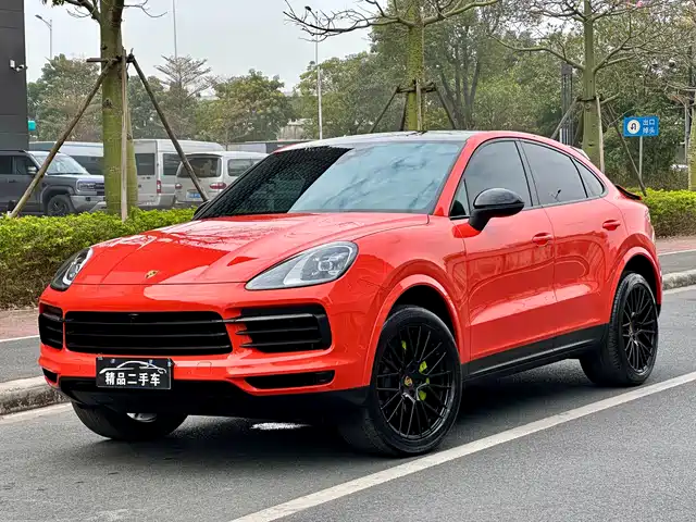 PORSCHE CAYENNE