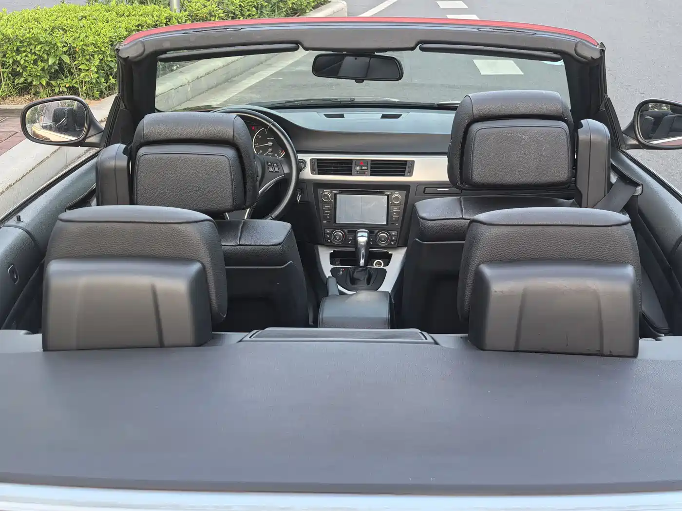 BMW 3 Series (Import) 2011 320i Convertible фото 11