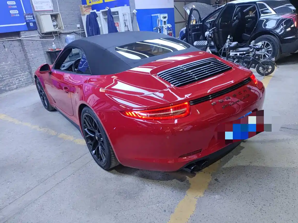 Porsche 911 2015 Carrera Cabriolet GTS 3.8L фото 3