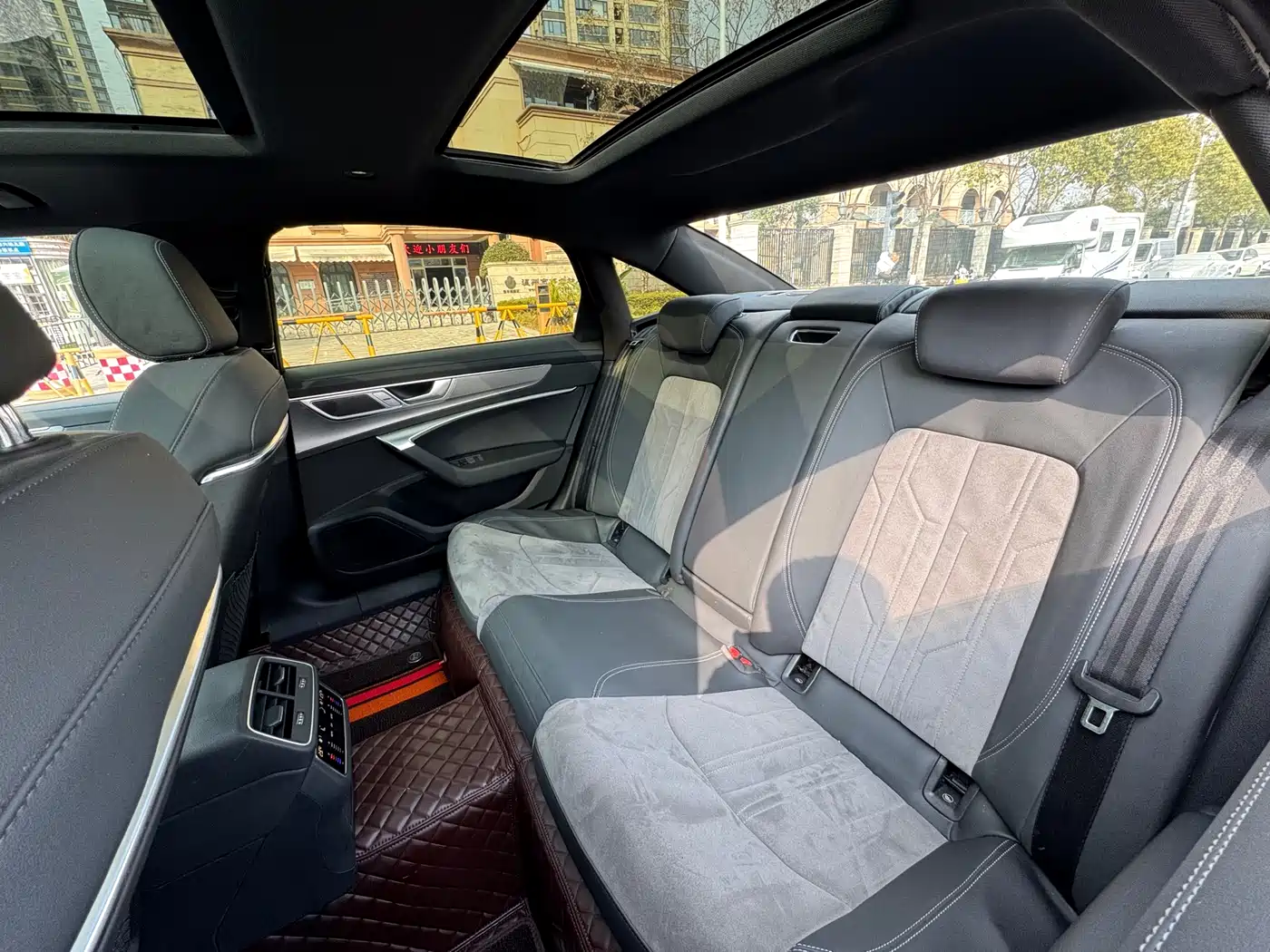 Audi A6L 2024 45 TFSI Premium Dynamic фото 15