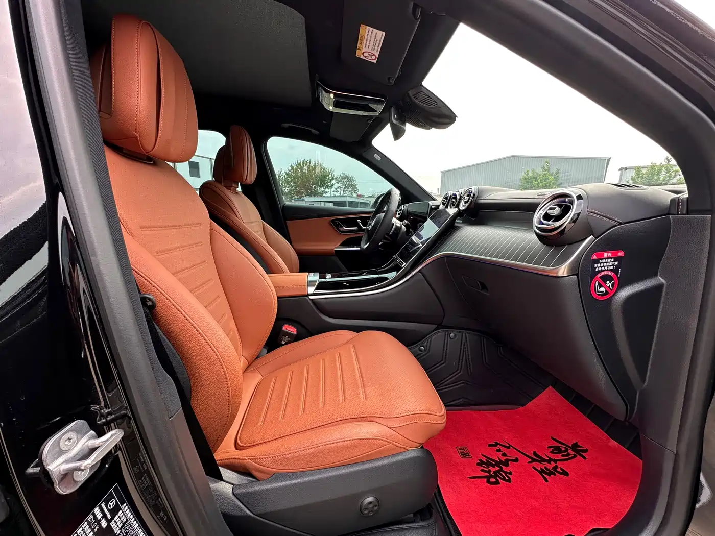 Mercedes-Benz GLC 2024 GLC 300 L 4MATIC Dynamic 5-seater фото 7
