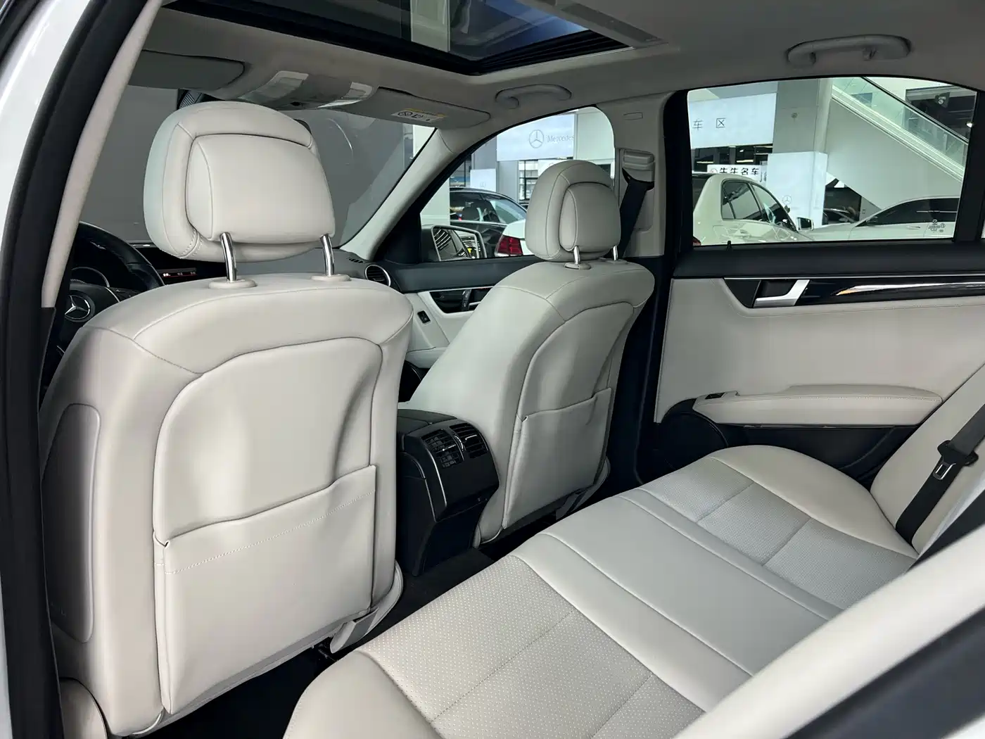 Mercedes-Benz C-Class 2013 C 260 Fashion Grand Edition фото 19
