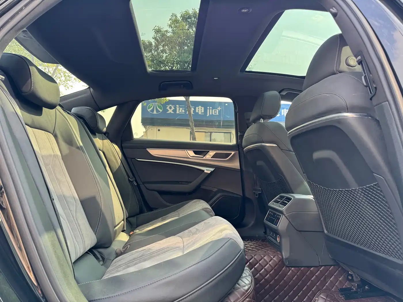 Audi A6L 2024 45 TFSI Premium Dynamic фото 12