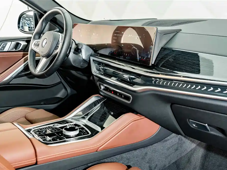 BMW X6 2026 2023 xDrive40i Premium M Sport Package