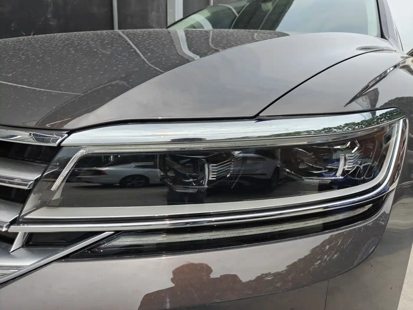 Volkswagen Phideon 2018 Facelift 380TSI FWD Business фото 4