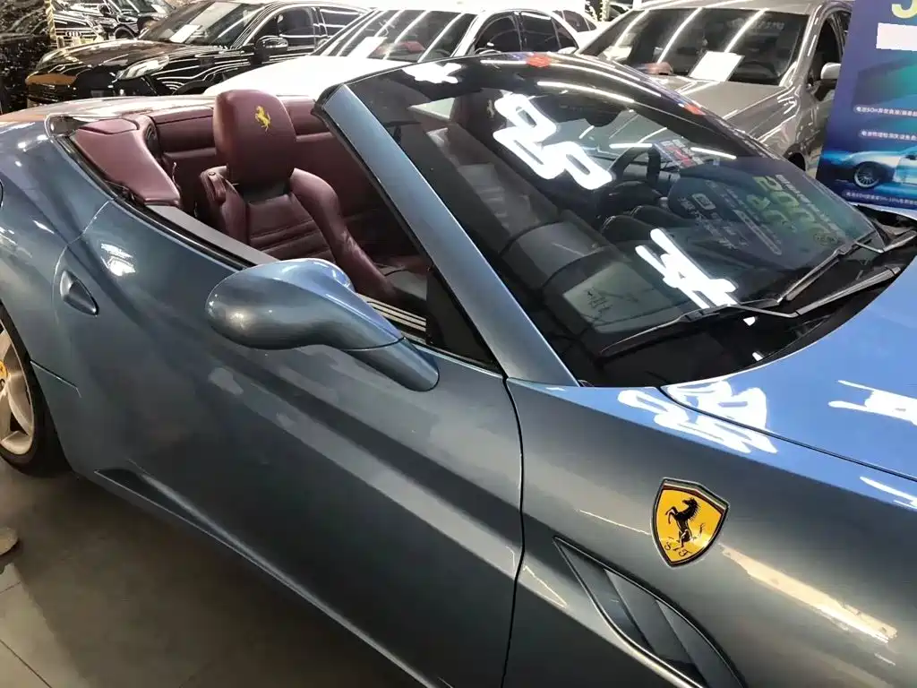 Ferrari California T 2014 2012 4.3L Standard