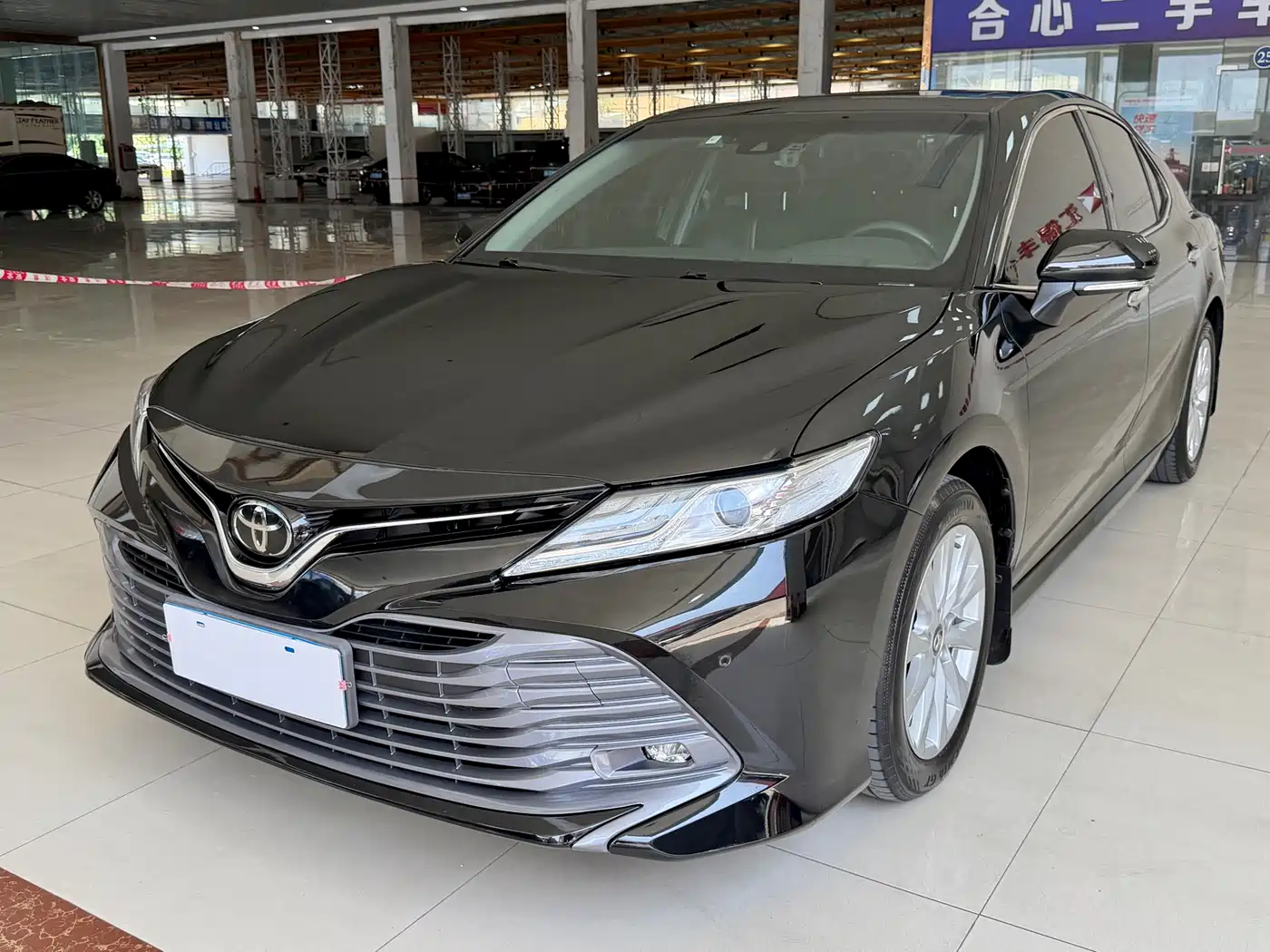 Toyota Camry 2021 2.0G Luxury Edition