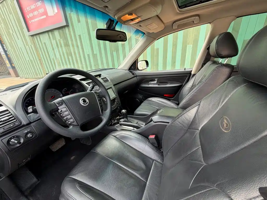 SsangYong Rexton 2013 2011 2.0T AWD Luxury Navigation