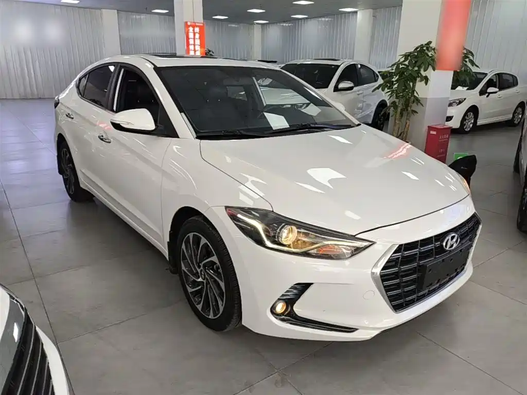 Hyundai Elantra 2018 1.4T DCT Dynamic·Vitality Model фото 4