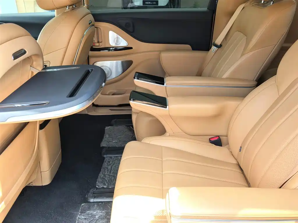 Voyah Auto Voyah Dreamer 2025 Model PHEV 4WD Premium QianKun Edition фото 20