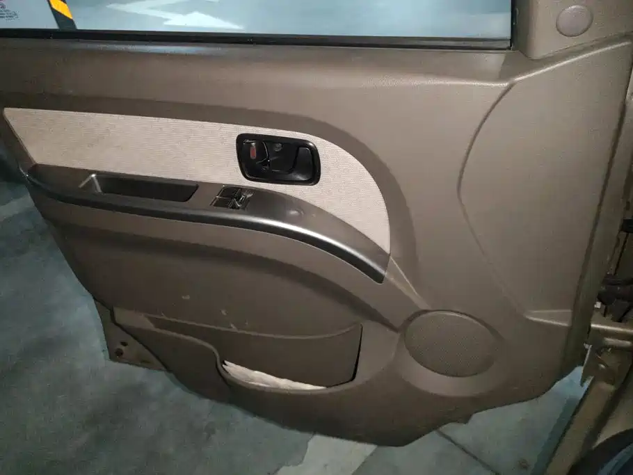 Wuling Motors Wuling Rongguang 2013 2011 1.2L Standard Model