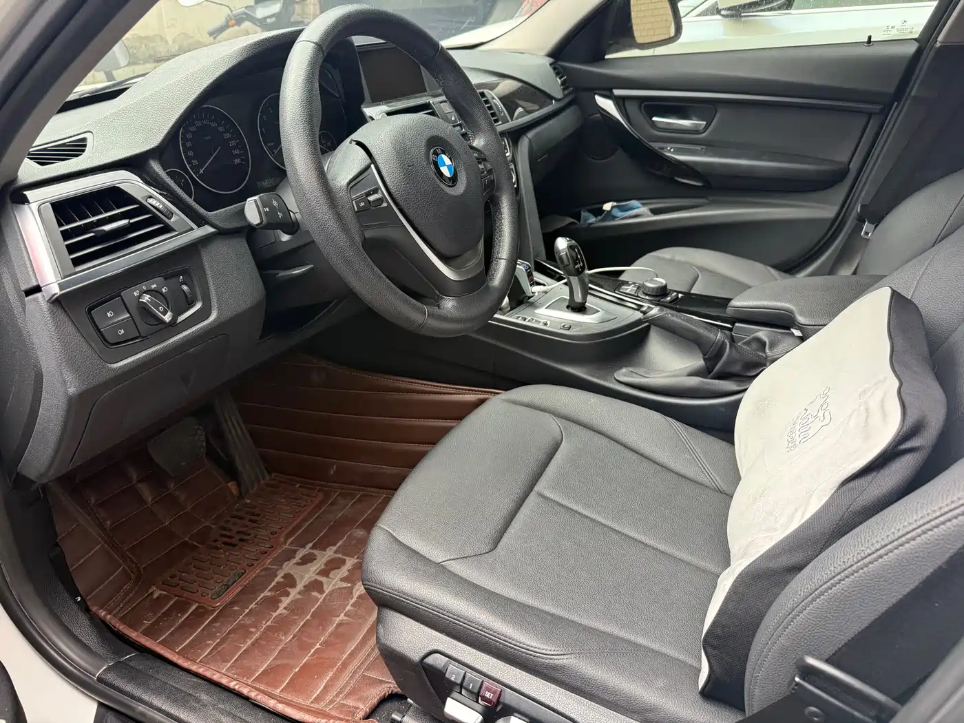 BMW 3 Series 2017 318Li Fashion фото 4