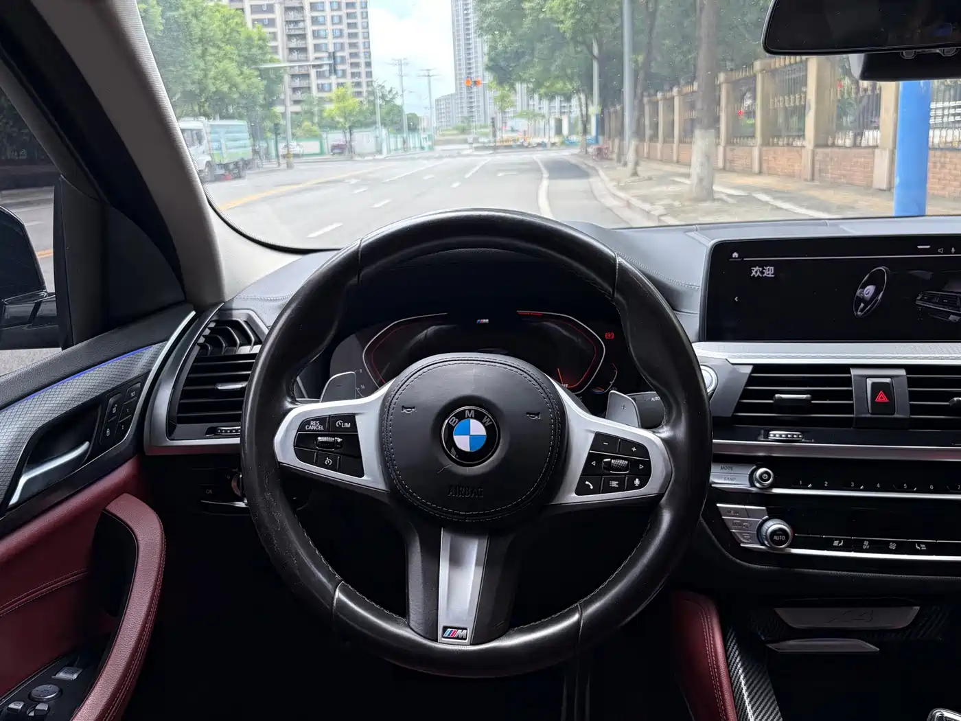 Photo 17 - BMW X4