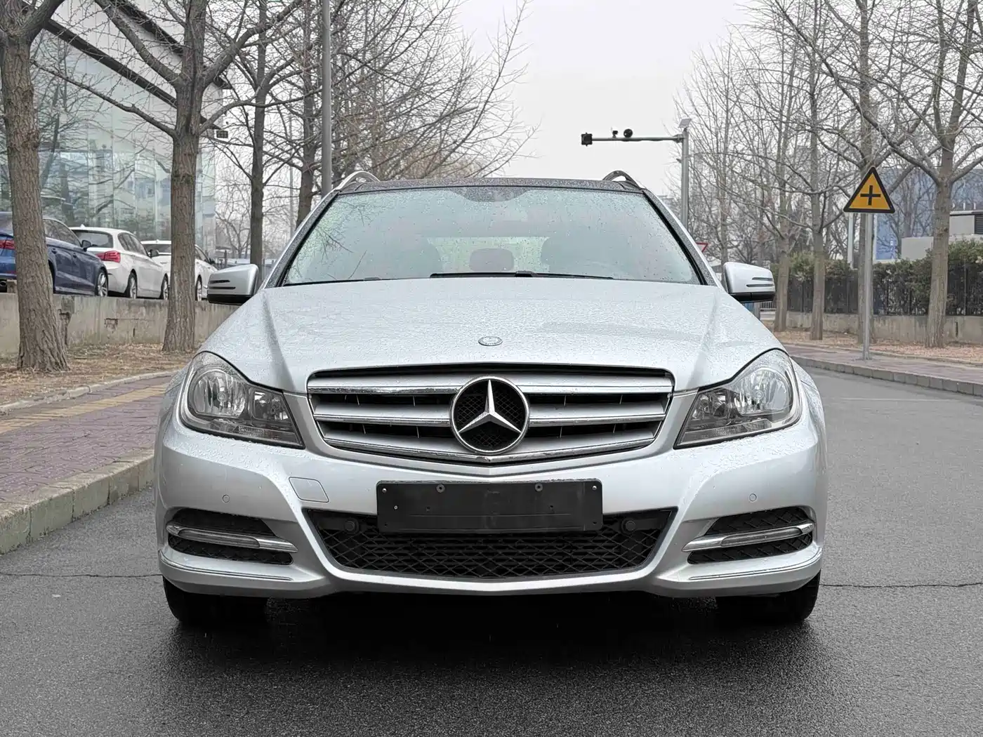 Mercedes-Benz C-Class (Import) 2011 C 200 Fashion Wagon Edition фото 2
