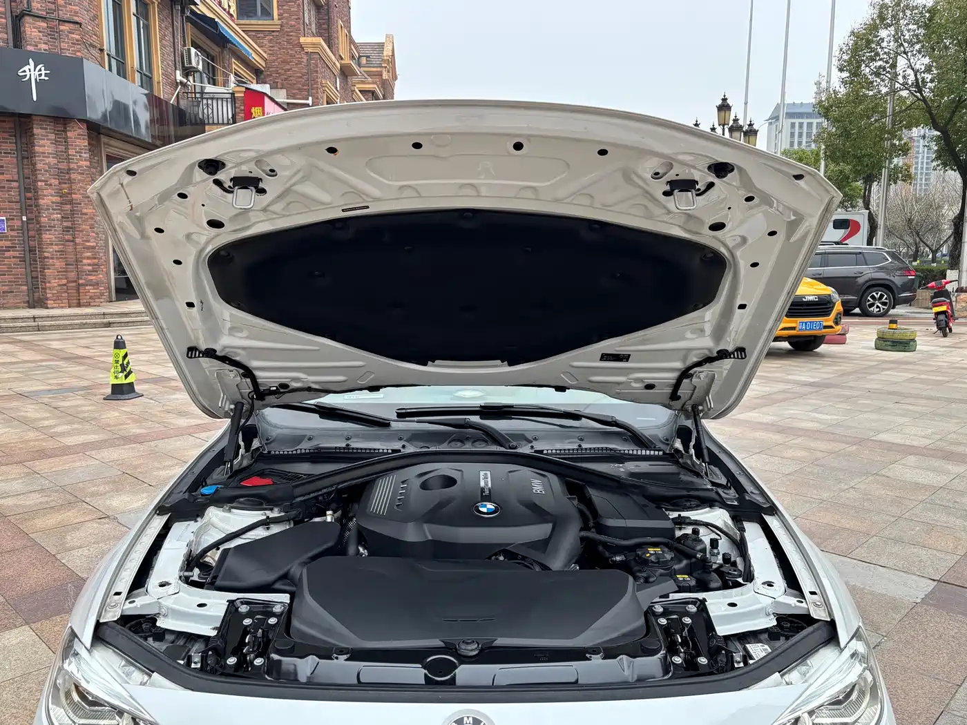BMW 3 Series 2018 320Li Fashion Style фото 16