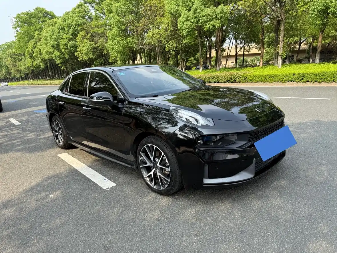 Lynk & Co 03 2018 1.5TD DCT Power Pro Version China V фото 3