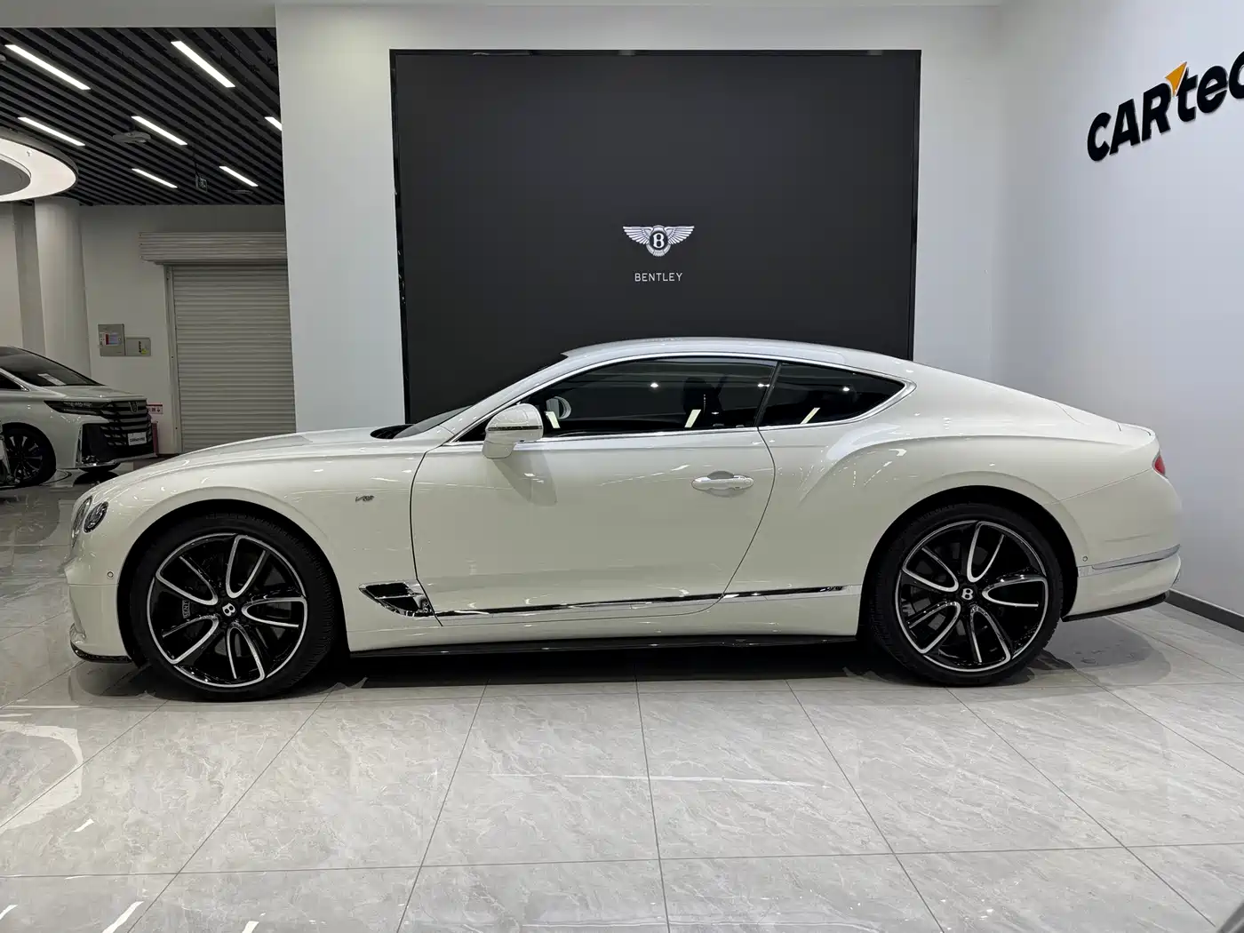 Bentley Continental 2023 2022 4.0T GT V8
